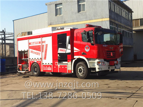 壓縮空氣泡沫消防車 微信圖片_20171215131458.jpg