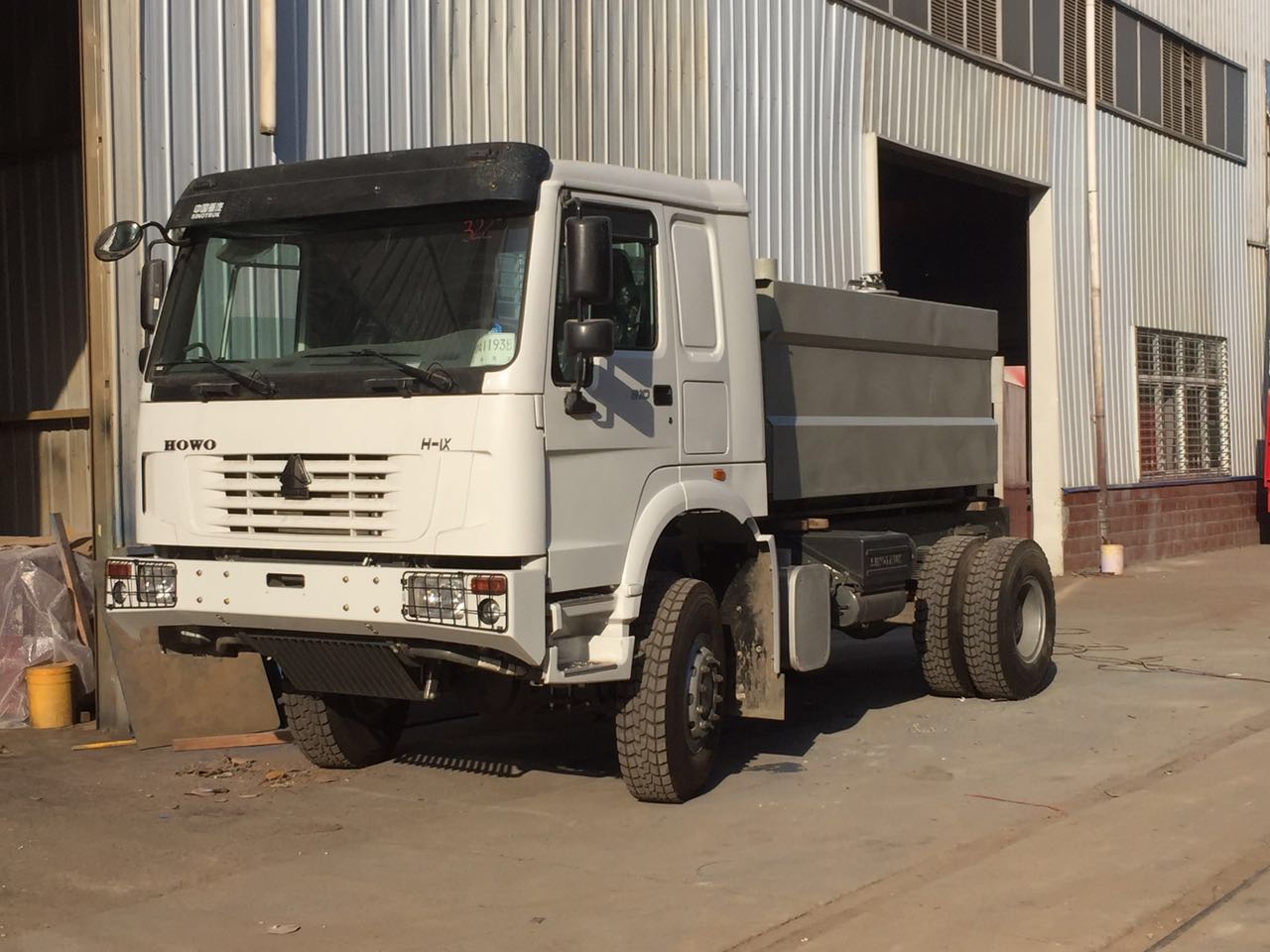 重汽四驅森林消防車 微信圖片_20171220081652.jpg