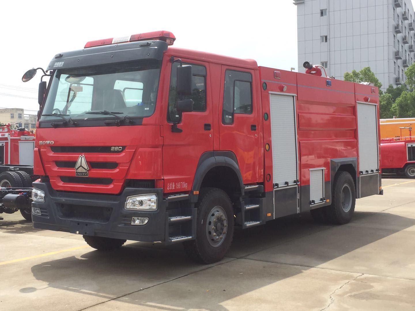重汽豪沃干粉泡沫消防車圖片g 8CFEE01C307B1CEB3B597838DD0B7D85.jpg