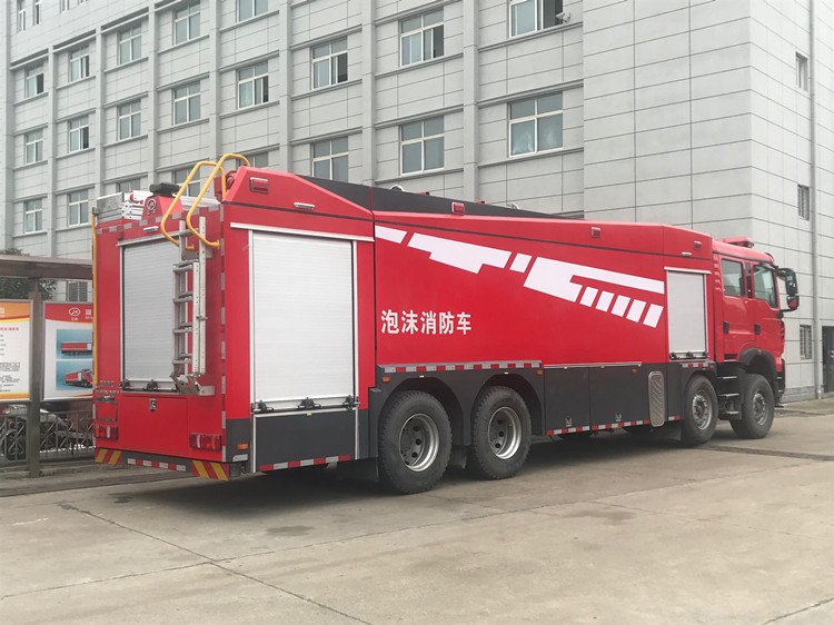 國六消防車jpg 17468D4EAA4A0E674D333D627B85E5DE.jpg